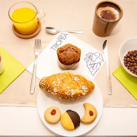 فندق مبيت وإفطار Kamalei 4*