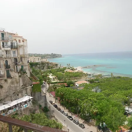 فندق مبيت وإفطار Kamalei 4*