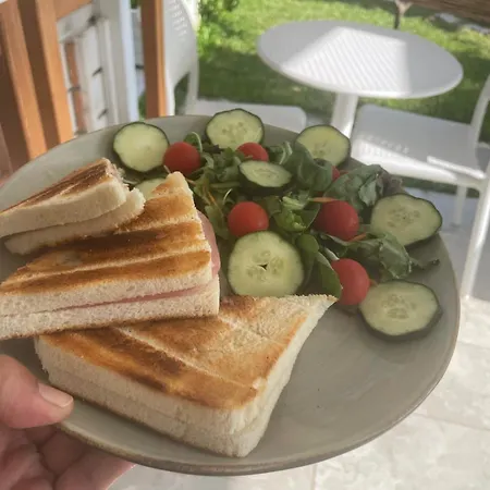 Kamalei Bed & Breakfast 4*